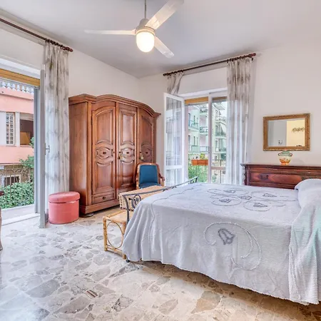 Apartment Tullia Relax 650 M Dal Mare - Happy *